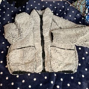 Very fluffy and soft to the touch jacket from h&m